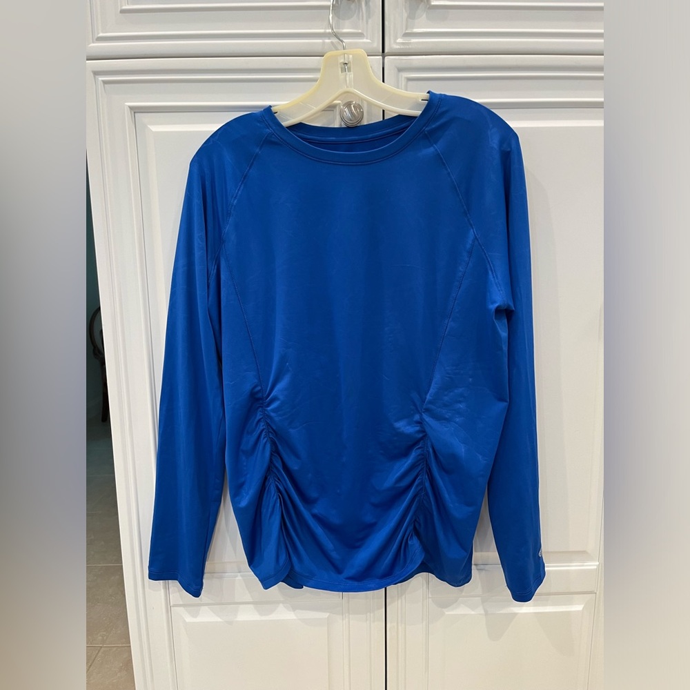 Reel Legends, Keep-it-Cool, Women’s Size L.  Blue with a slight blue print.